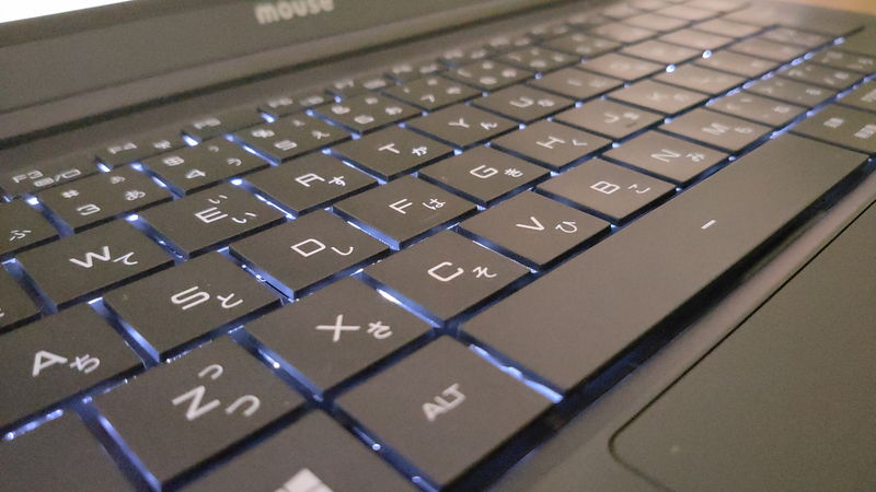 mouse X4-i5のキーボードのLED