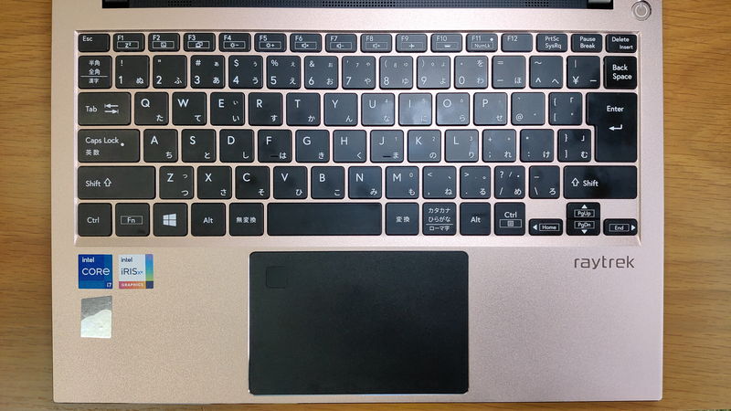 raytrek X4-Tのキーボードとタッチパッド