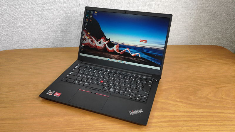 ThinkPad E14 Gen 3 AMDの正面