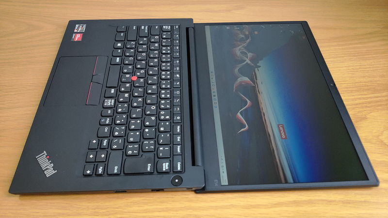 ThinkPad E14 Gen 3 AMDのデザイン2