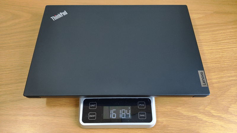 ThinkPad E14 Gen 3 AMDの本体の重量